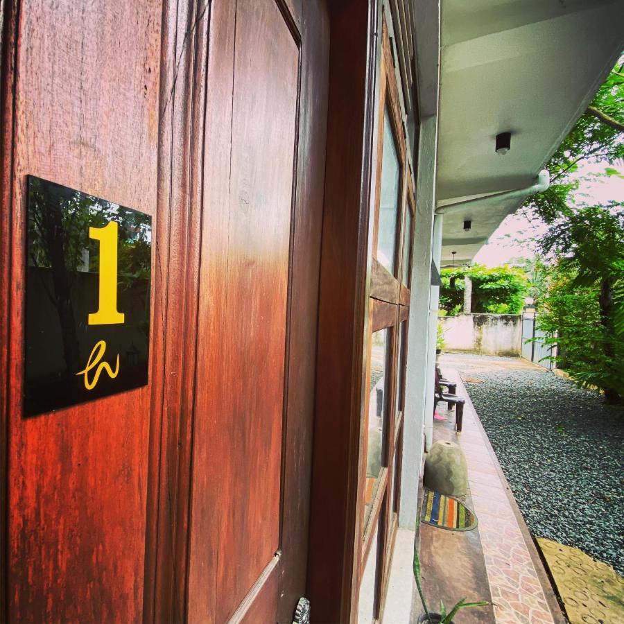 Westeros House & Hub Unawatuna Bagian luar foto