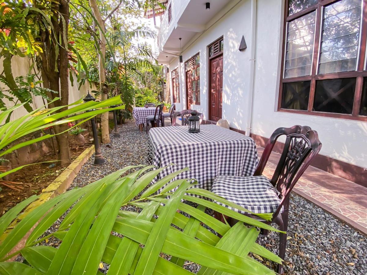 Westeros House & Hub Unawatuna Bagian luar foto